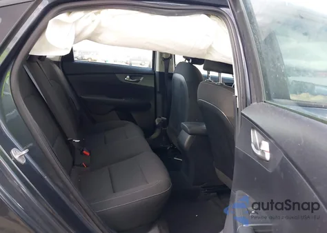 2021 Kia Forte Lxs из США, поврежденный, VIN 3KPF24AD7ME306509